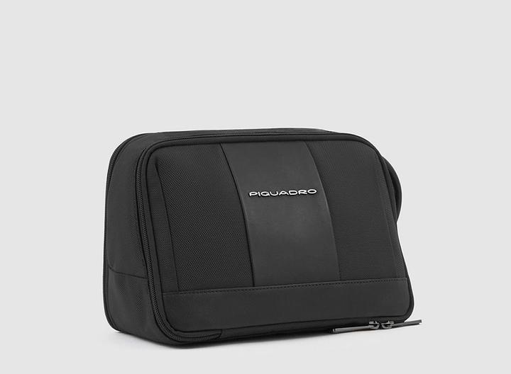 Actual product image Piquadro Letter 2 - Expandable toilet bag (7 l)