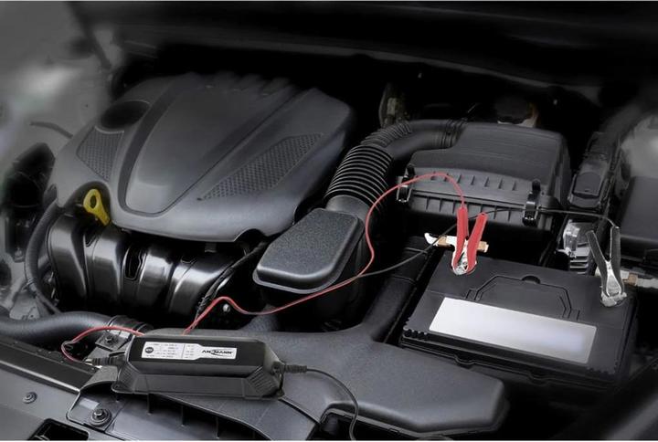 Actual product image Ansmann Automatic charger ALCT 624/4 (12V, 6V, 24V, 4 A)