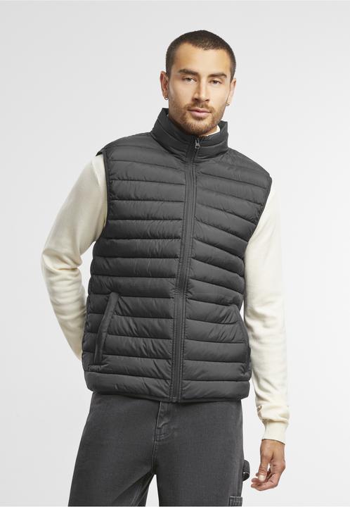 Actual product image Urban Classics Basic Light Weigh Vest - 173863 (L, S)