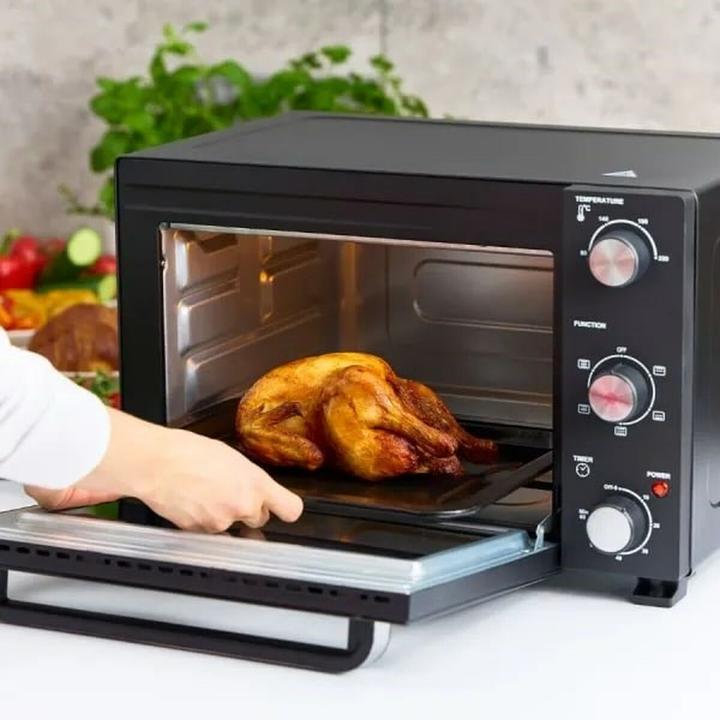 Image du produit MPM MPE-14/T - Four électrique à thermo-convection noir