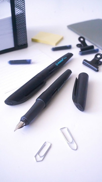 Produktbild STABILO Flow ACTIVE Füller (Schwarz, 1 x)