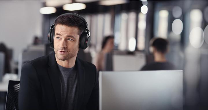 Produktbild Jabra Evolve2 85 UC (Kabellos, USB-A, Avaya, Microsoft Teams, Skype, Unify)