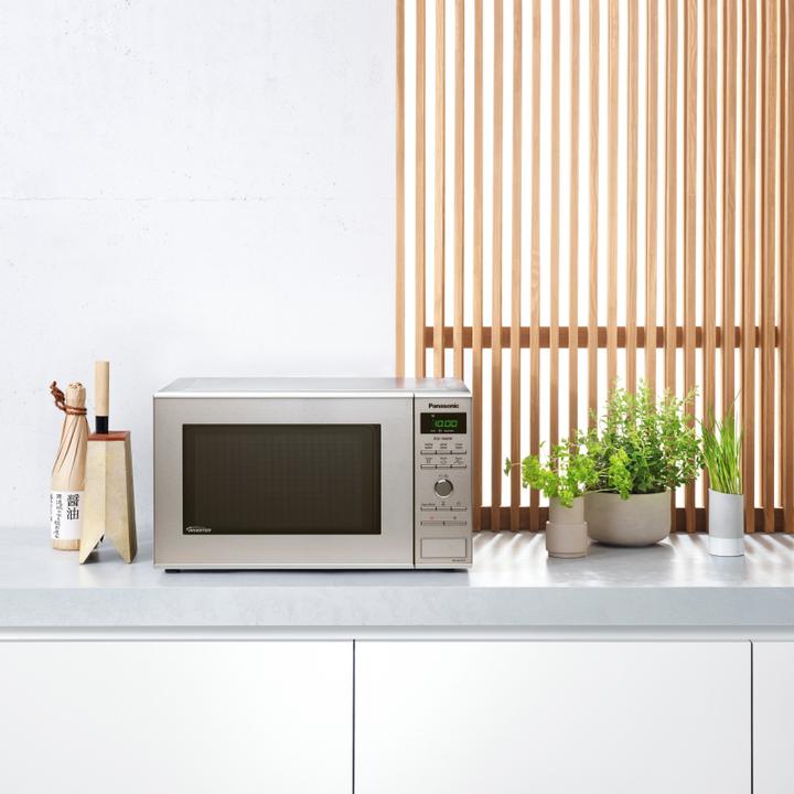 Produktbild Panasonic NN SD 27 HSGTG (23 l)