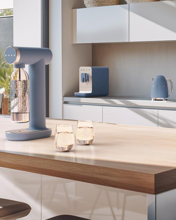 Image du produit Smeg KLF03SBMEU Bouilloire électrique storm blue matt (1.70 l)