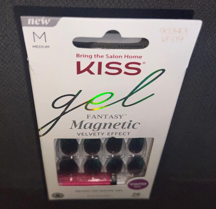 Produktbild KISS Gel Fantasy Magnetic Gel Nails Chameleon - 28 Pieces (Kunstnägel, Chameleon)