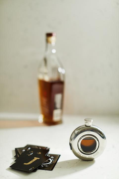 Image du produit Gentlemen's Hardware Bouteille ronde pour la hanche (135 ml)