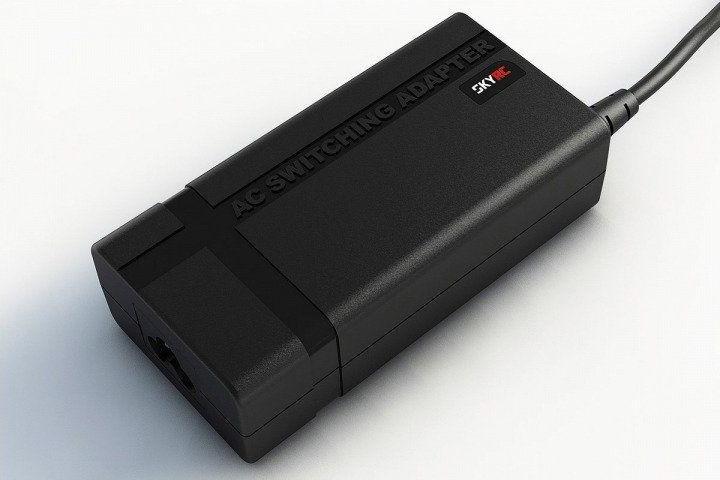 SkyRC Alimentation électrique 15V/4A