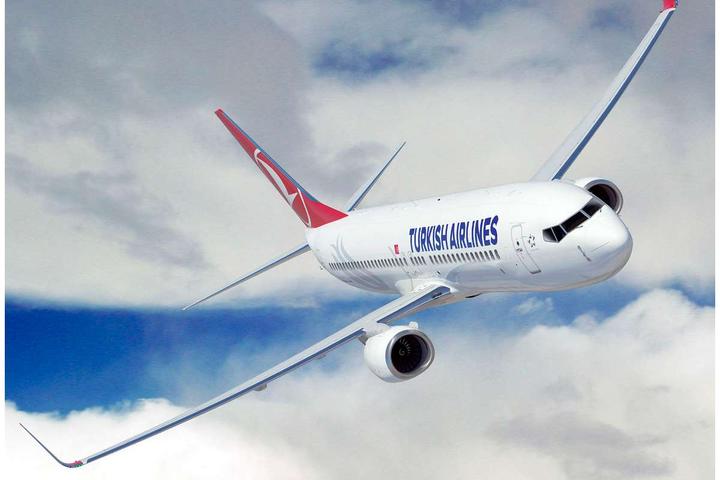 Produktbild Revell Boeing 737-800 Turkish Airlines
