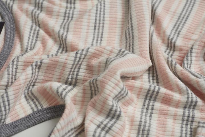 Produktbild Urban Classics Ladies Rib Stripe Cropped Top (M)