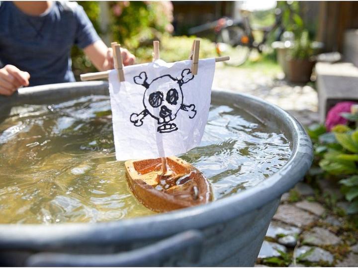 Actual product image Haba Cork boat kit