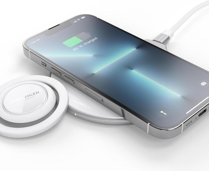 Actual product image Vonmählen Backflip Mag - White (Magsafe Sticker incl.)