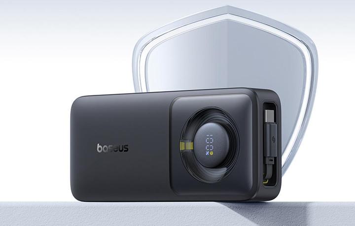 Produktbild Baseus Free2Pull 10000mAh 30W powerbank with USB-C port and retractable USB-C cable - black (10000 mAh, 30 W, 37 Wh)