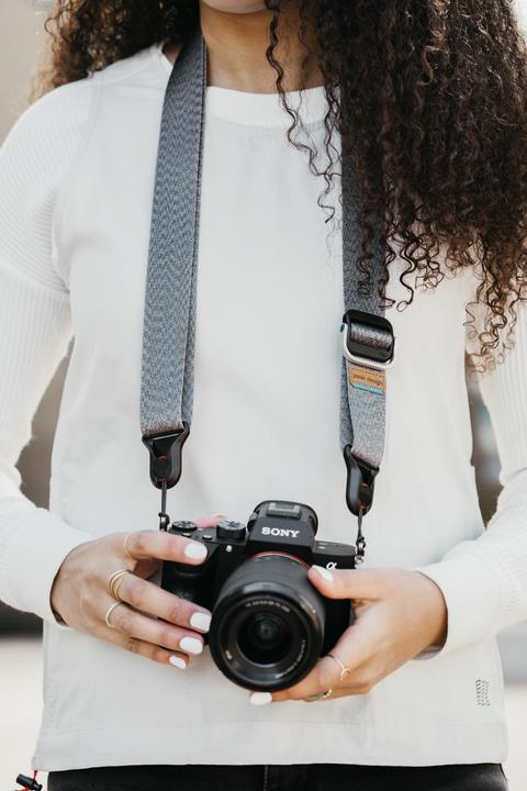 Actual product image Peak Design slide lite (Wrist strap, Neck belt, Shoulder strap)