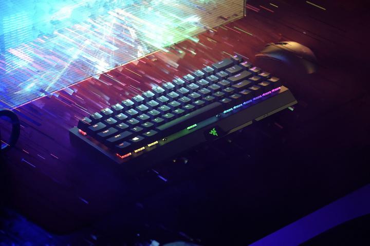 Actual product image Razer BlackWidow V3 Mini HyperSpeed (DE, Wireless)