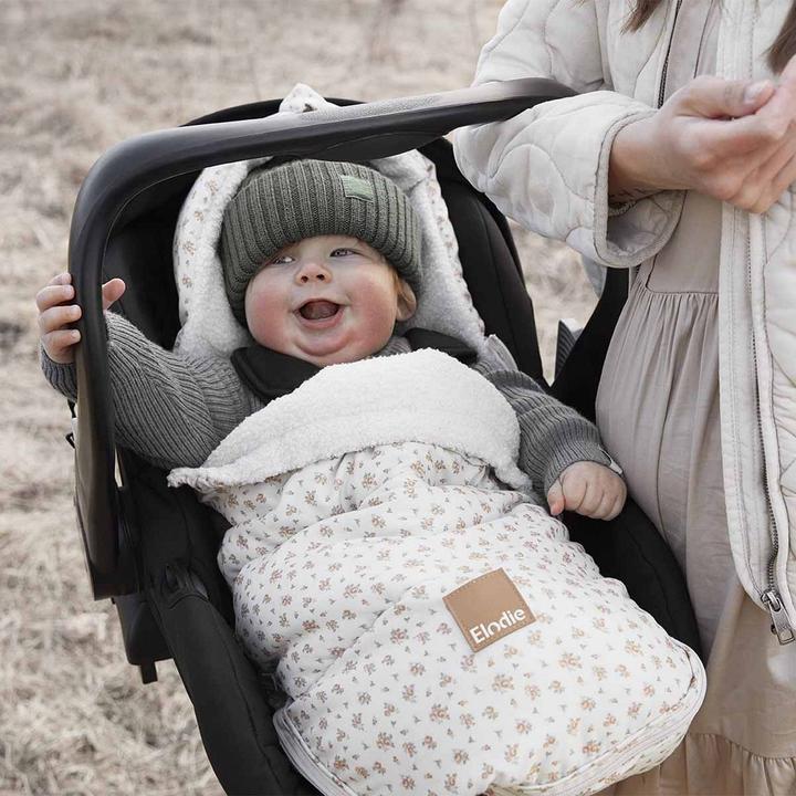 Actual product image Elodie Details - universal car seats ¦ Autumn Roose bedroom
