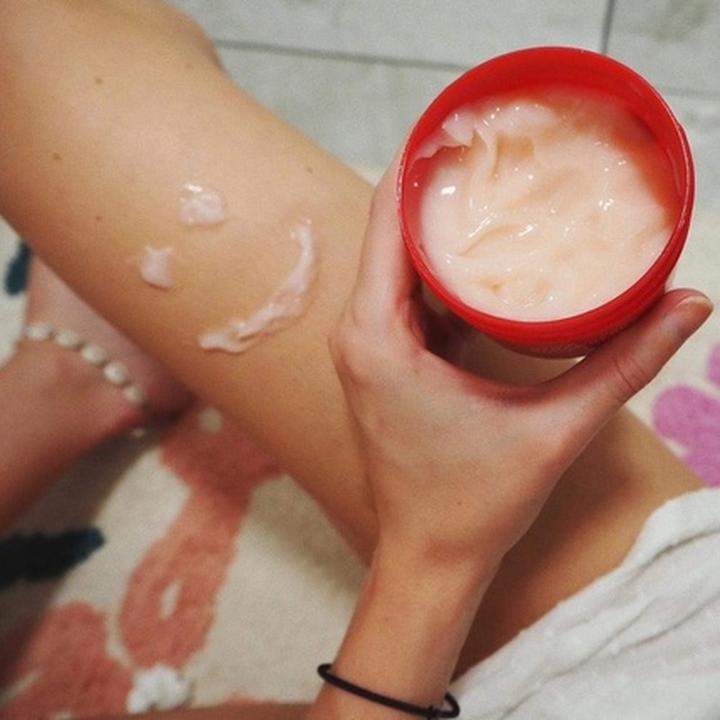 Produktbild The Body Shop Strawberry Body Yogurt (Körpermilch, 200 ml)