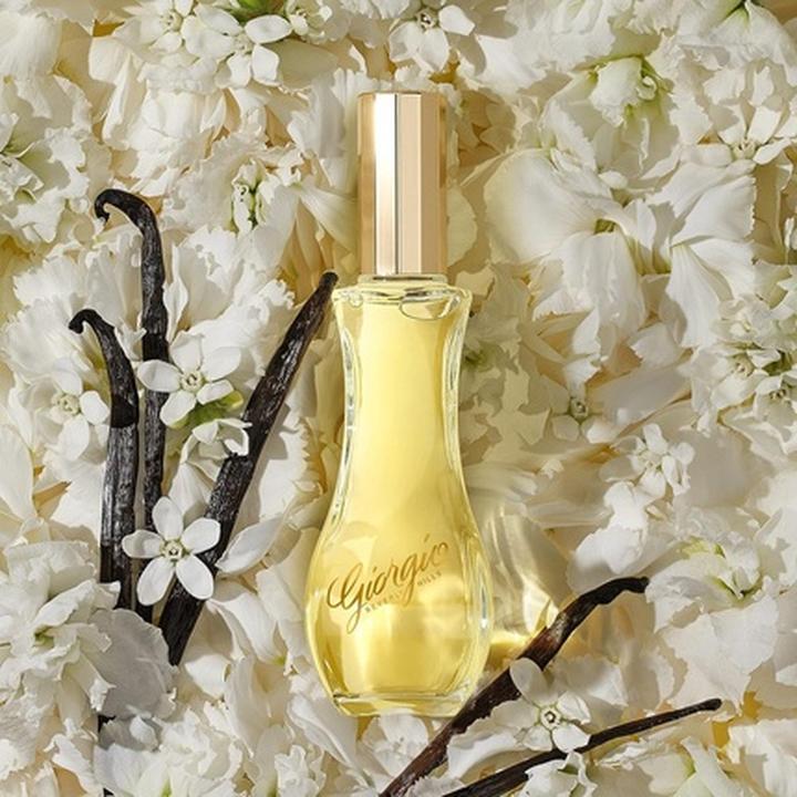 Image du produit Giorgio Beverly Hills Eau de Toilette Vaporisateur 90ml - Coffret 2 pièces pour femmes (Coffret de parfum)