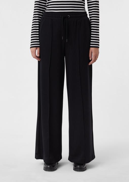 Actual product image Comma Identity Marlenehose (44)