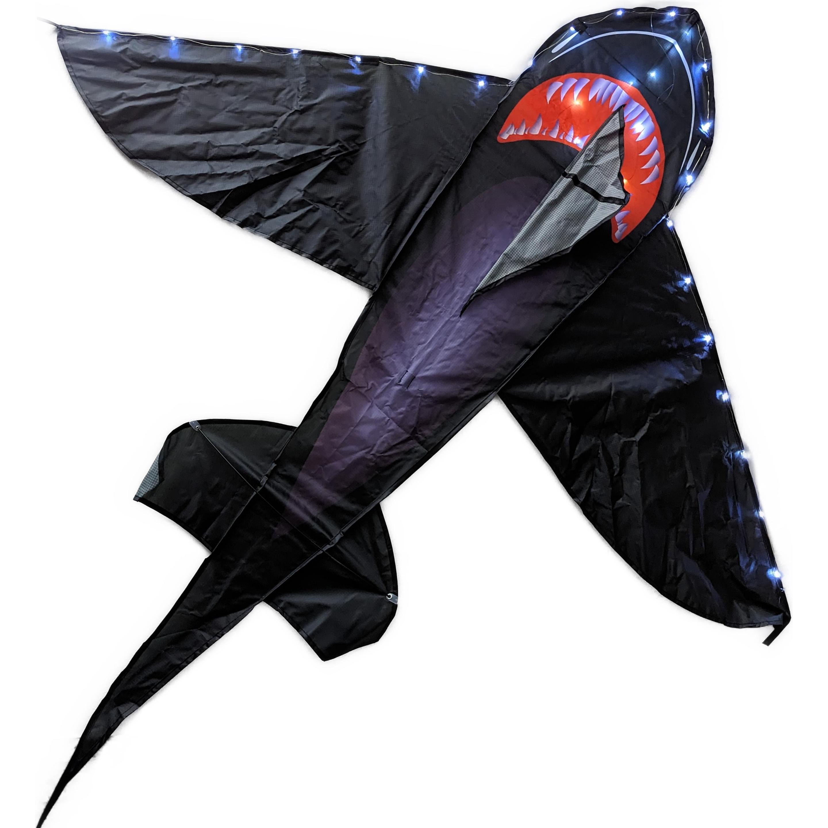 Bdt Drachen, Einleiner, Kite *Hai-LED* inkl. 50m Leine, 10erPack Batterien, 165x145cm