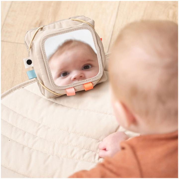 Actual product image Done by Deer Baby Kontrastkartenhalter