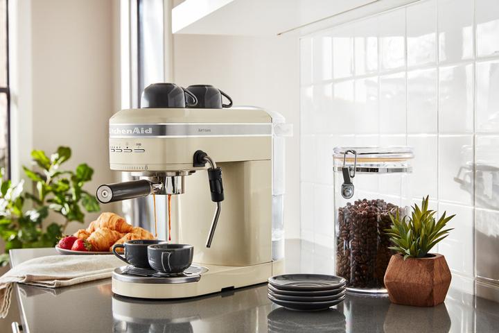 Actual product image KitchenAid ARTISAN semi-automatic espresso machine