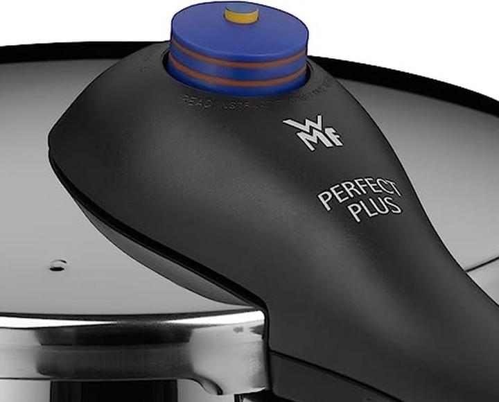 Produktbild WMF Schnellkochtopf 3tlg 4,5+3l grosses Kochsignal Perfect Plus Induktion (22 cm, Pfannenset + Topfset, Edelstahl)