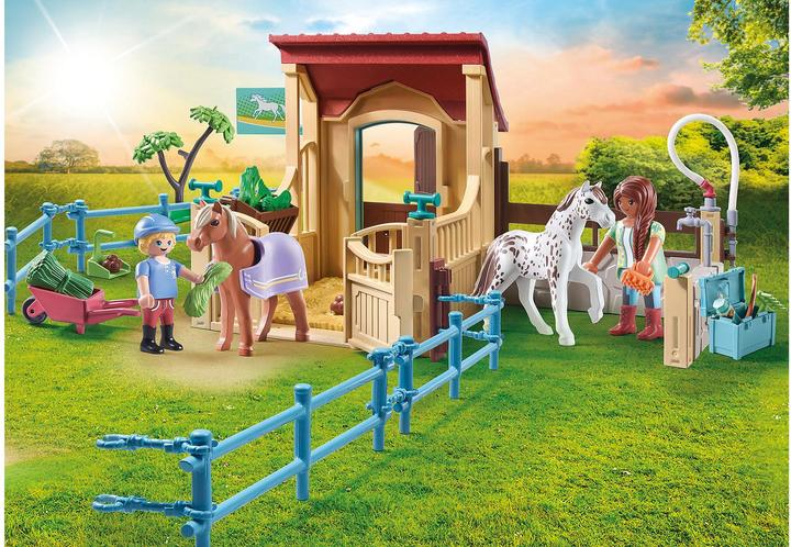 Produktbild Playmobil Reitstall (71494, Playmobil Horses of Waterfall)