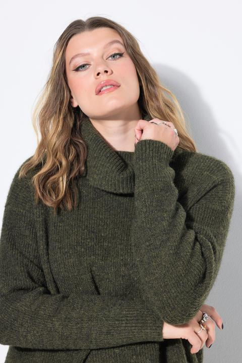 Immagine prodotto Studio Untold Abito di maglia dal taglio oversize con collo da risvoltare e maniche lunghe (42, 44)