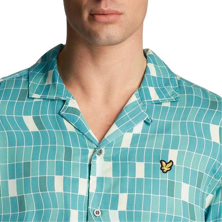 Actual product image Lyle and Scott Mens Pool Print Shirt (L)