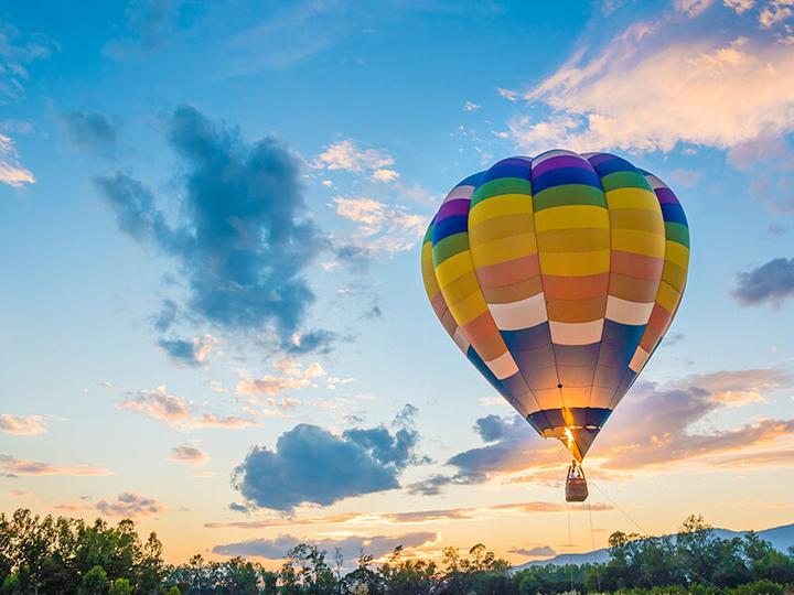 Image du produit Smartbox Du rêve à la réalité : 3 jours en Europe, activité 100 % adrénaline ou souper gastronomique (2 Personnes)