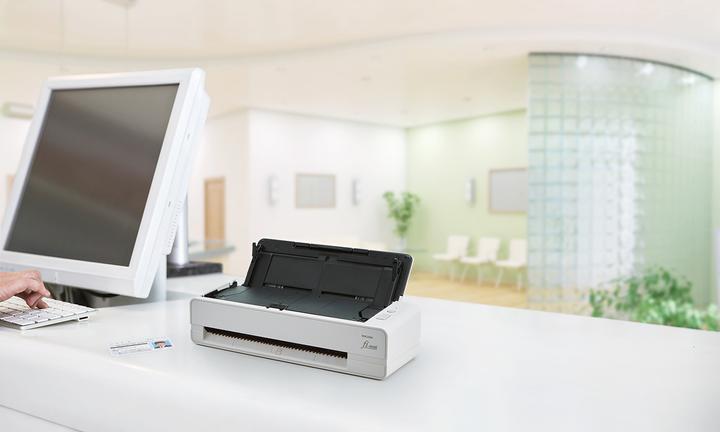 Produktbild RICOH Dokumentenscanner fi-800R (USB)