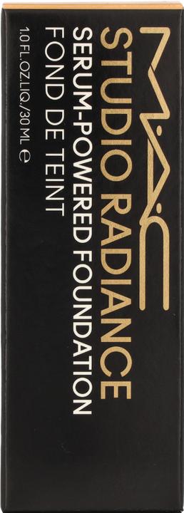 Actual product image MAC Cosmetics M.A.C. Studio Rad Serum Pow Fond de Teint NC18 (No. NC18)