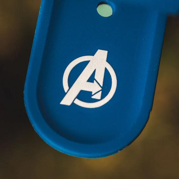 Actual product image Moby Fox Marvel bracelet pour smartwatch Insignia Collection: Captain America (Silicone)