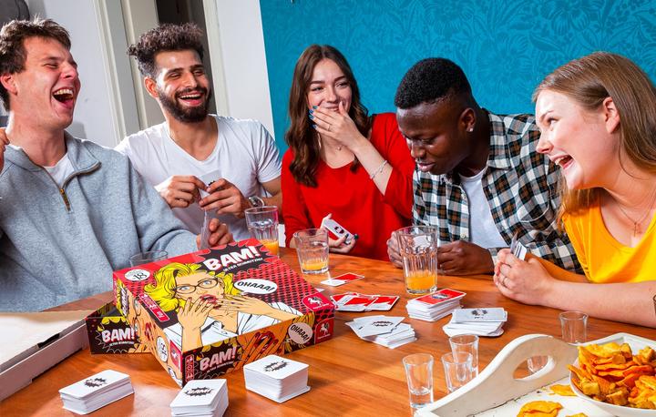 Actual product image Pegasus 18303G - BAM! - Ultra dirty!, 4-10 players, from 18 years (DE edition) (German, 4 - 10 Players)