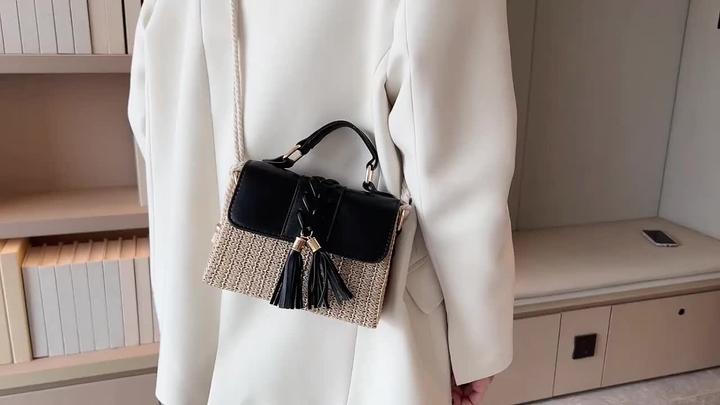 Immagine prodotto Only-Bags.Store Borse di paglia intrecciata con decorazioni di nappe, mini borsa da spiaggia con cinturino, manico