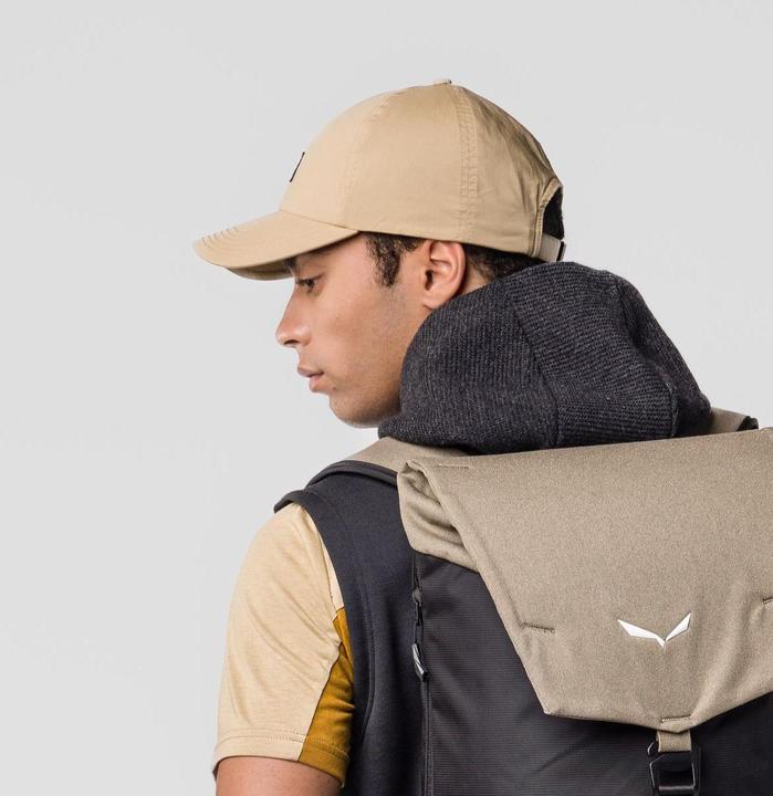 Actual product image Salewa Fanes Light visor cap (S)