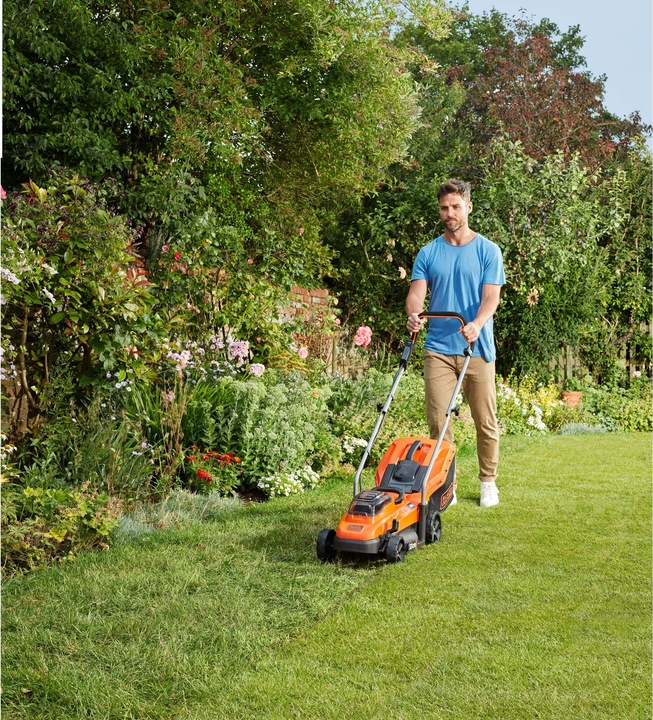 Productafbeelding Black & Decker Accu Grasmaaier BCMW33184L2 Kit (Oplaadbare batterij)