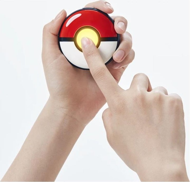 Actual product image Nintendo Pokémon GO Plus + (Android, iOS)