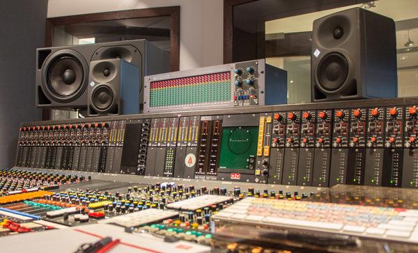 Actual product image Neumann KH 80 DSP (Active, 1 pc.)