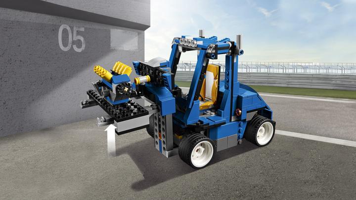 Produktbild LEGO Turborennwagen (31070)