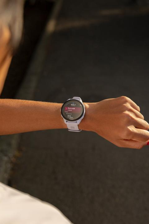 Produktbild Garmin Forerunner 70 (42.60 mm)
