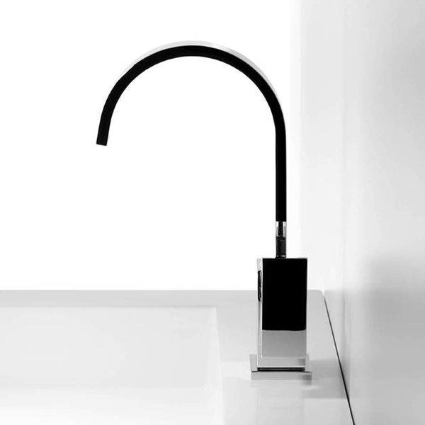 Actual product image Steinberg 135 series kitchen faucet, swivel, with drain set, 150mm projection, 1351501