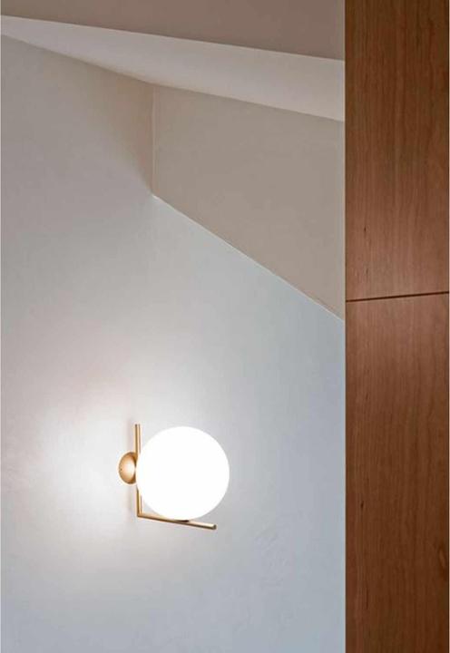 Actual product image Flos Ic C W1/W2 Led Wall Lamp (800 lm, E14)