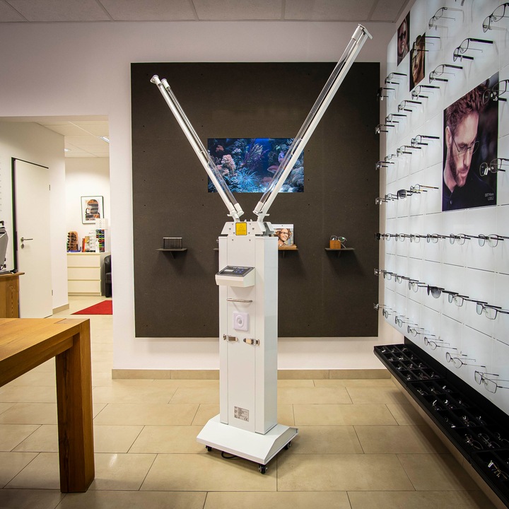 Productafbeelding Good Connections UV-C desinfectiestation 120W met 4 buizen voor 60 m² ruimte