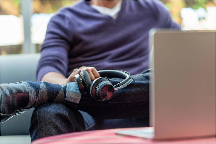 Actual product image Poly Headset Voyager Focus 2 MS (Wireless, Cable, USB-A)