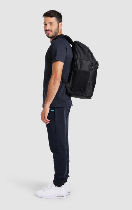 Actual product image Arena Team (45 l)