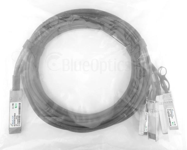 Actual product image BlueLAN 10322. cable length: 5 m, port 1: QSFP, port 2: 4xSFP+