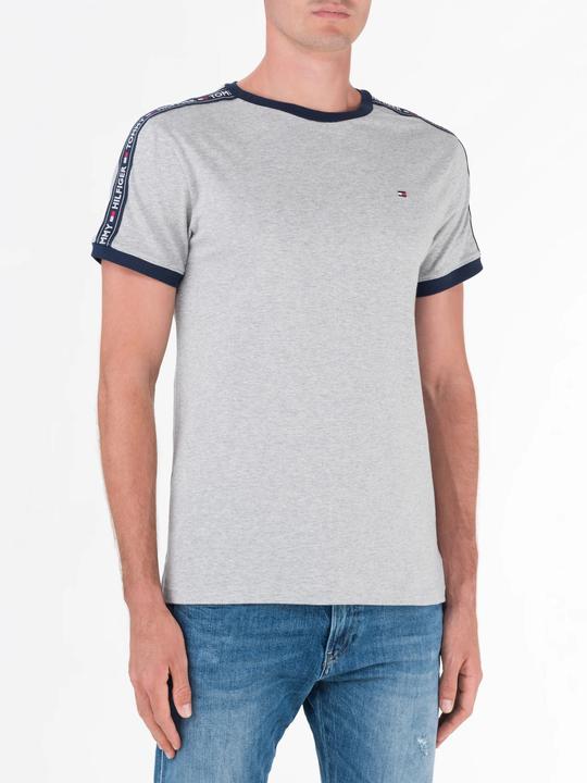 Actual product image Tommy Hilfiger tee (50, M)