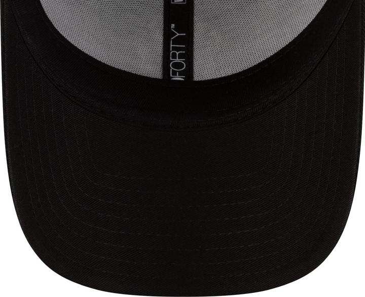 Actual product image New Era 9Forty Damen Cap - Animal New York Yankees Schwarz (One size)