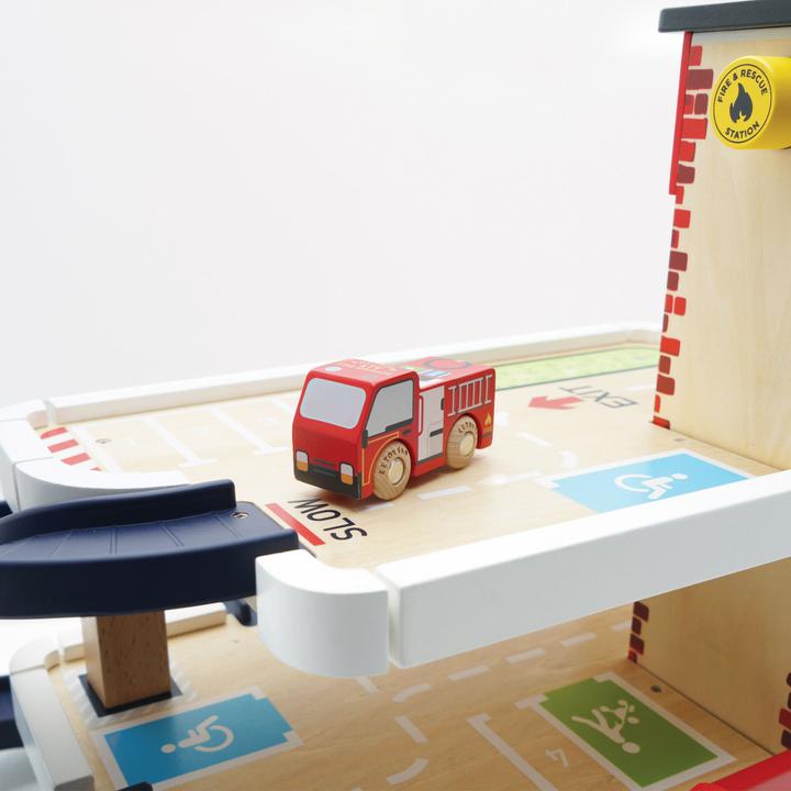 Produktbild Le Toy Van Feuerwehr- und Rettungsstation